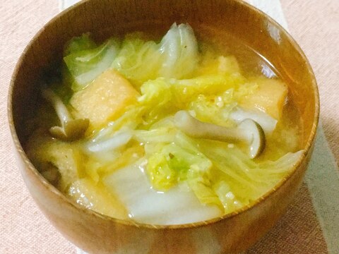 冬の定番！白菜ときのこの簡単お味噌汁